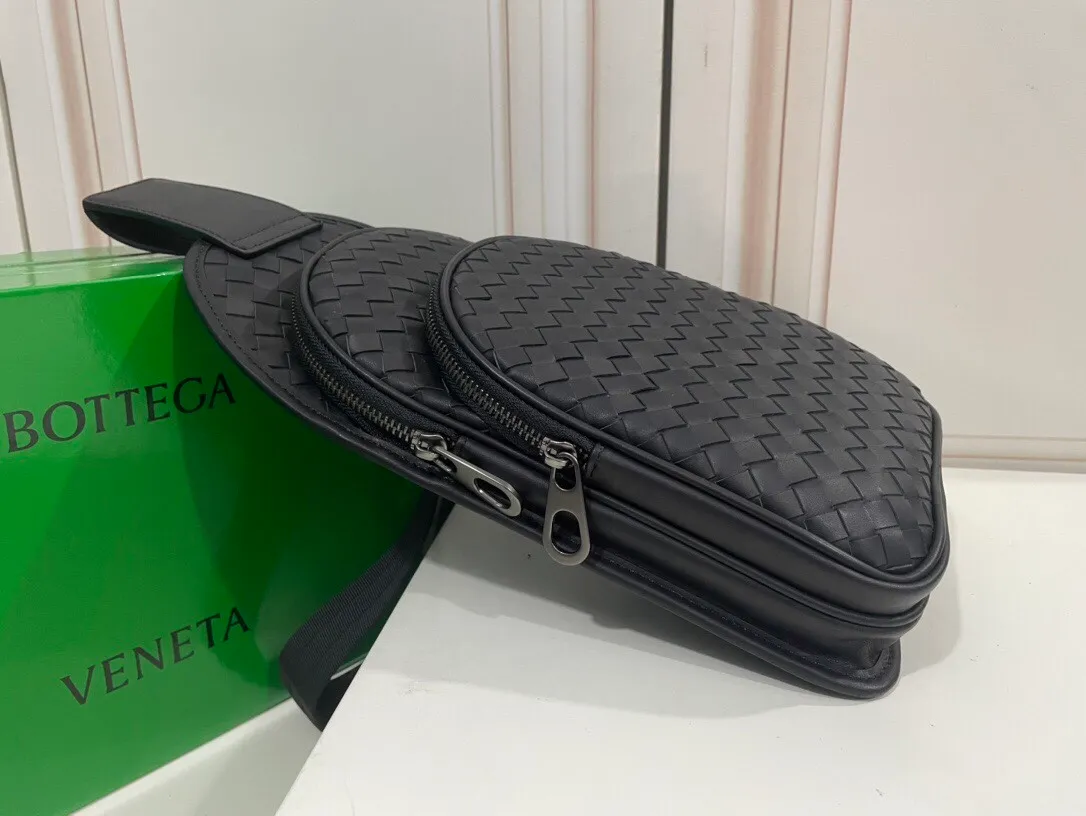 All categories 💚 Top version men’s bags 💚 BV 2024 new BV waist bag